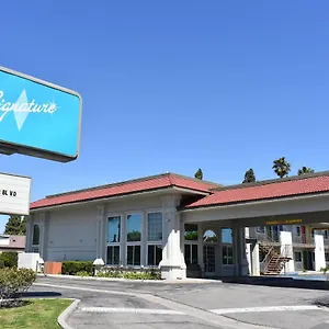 Signature Maingate Anaheim