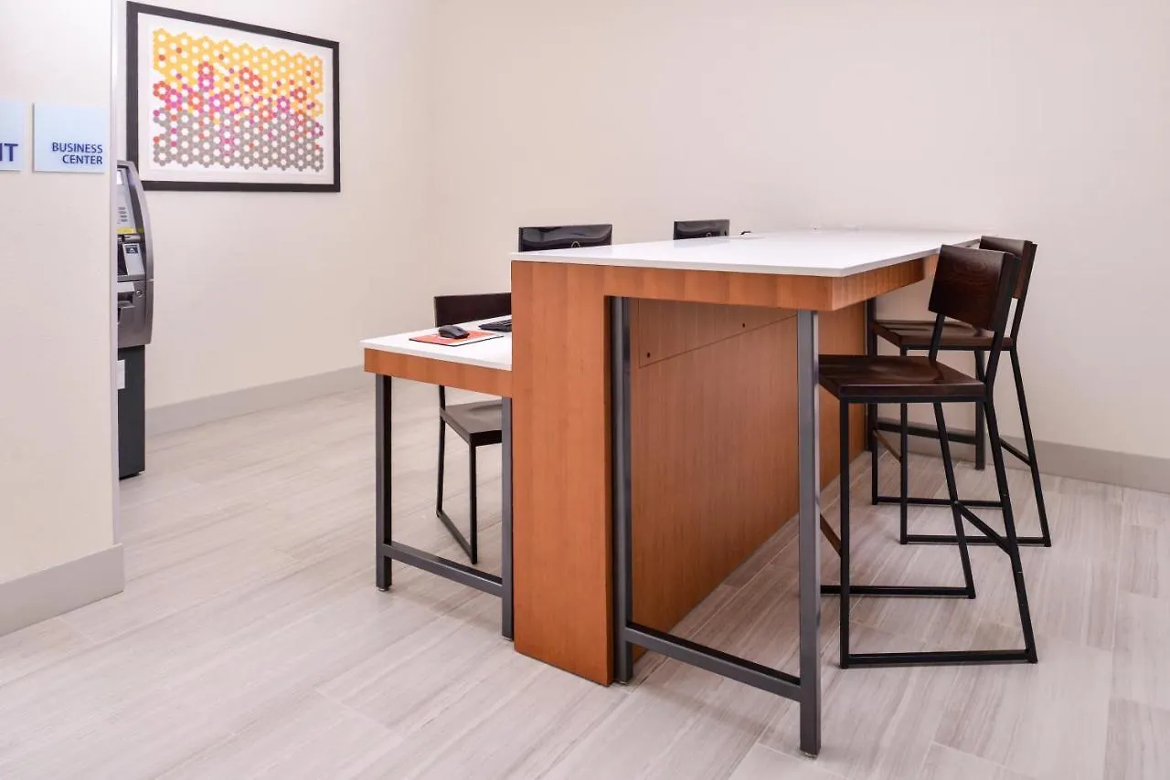 ** Hotel Holiday Inn Express Tampa North Telecom Park By Ihg United States