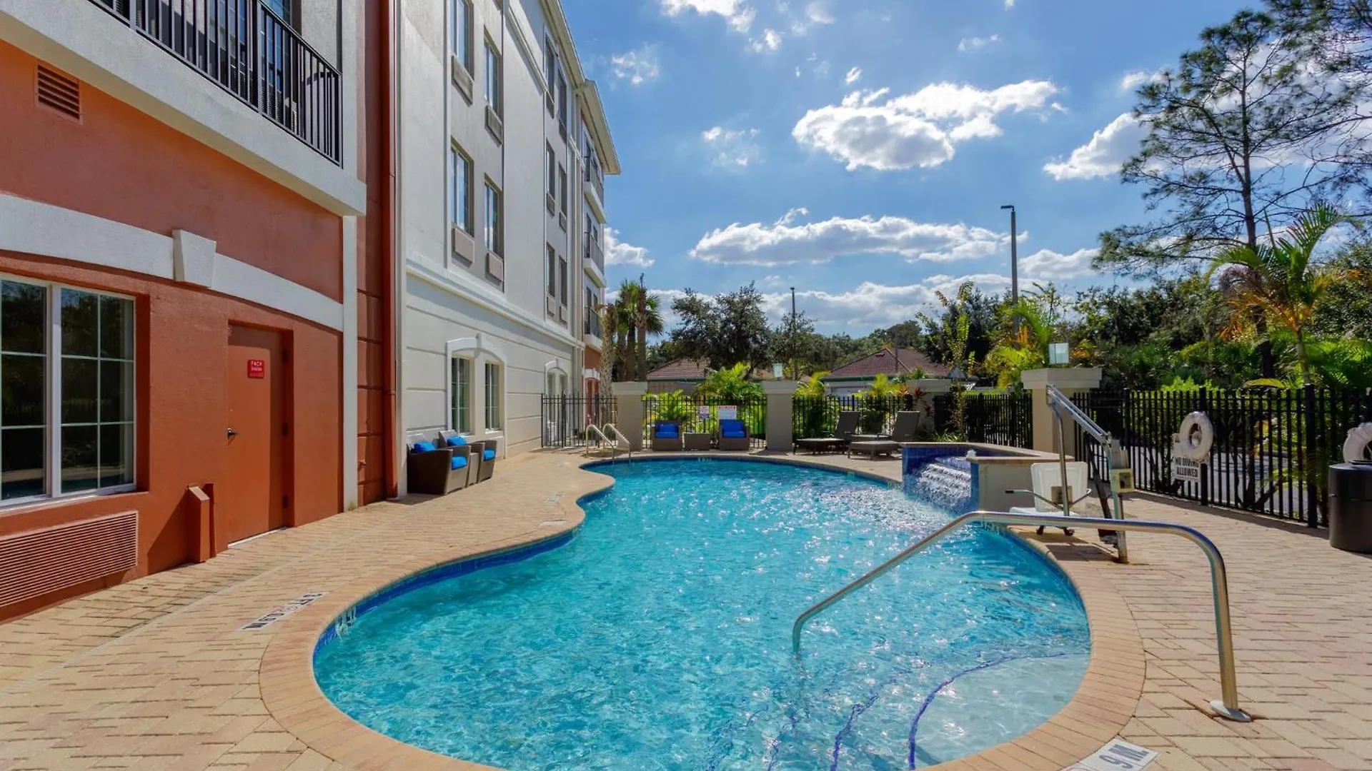 Hotel Holiday Inn Express Tampa North Telecom Park By Ihg